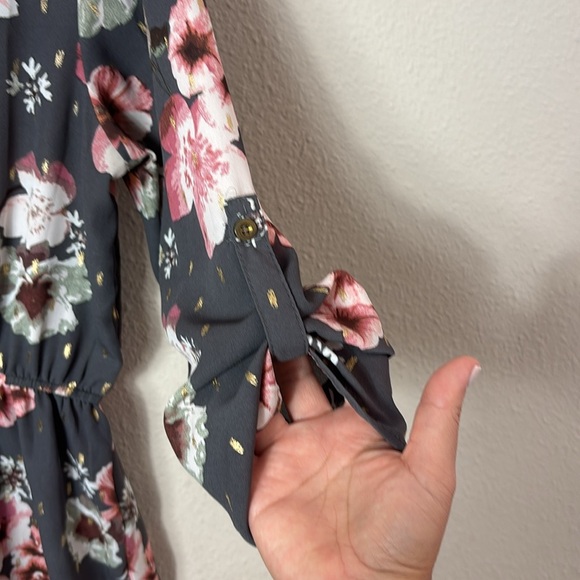 J for Justify Grey Gold Blush Floral Top Partial Zipper neckline size large - Picture 8 of 9
